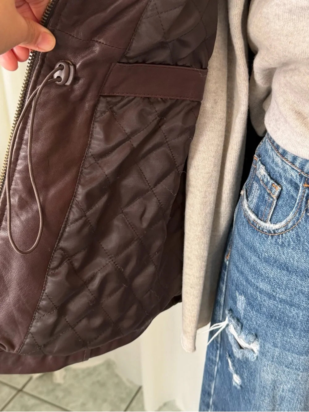 MICHAEL Michael Kors brown leather Utility jacket with distressed look size XS. - Picture 7 of 15